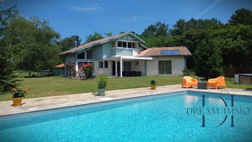 Luxe woning in Rivière, Landes