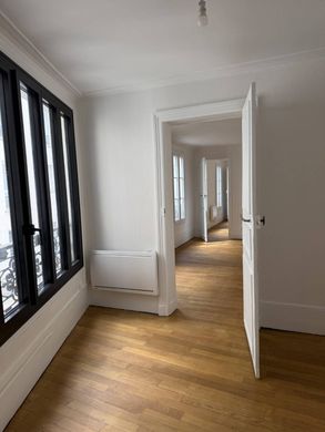Apartment / Etagenwohnung in Temple, Rambuteau – Francs Bourgeois, Réaumur, Paris