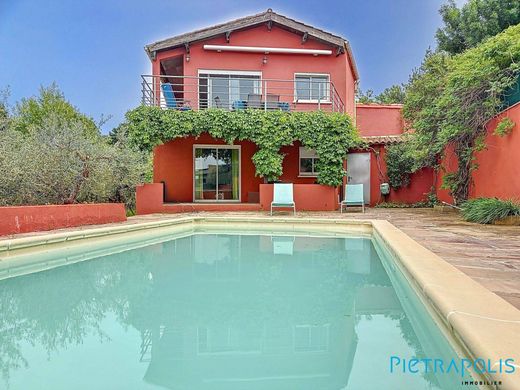 Sommières, Gardの高級住宅