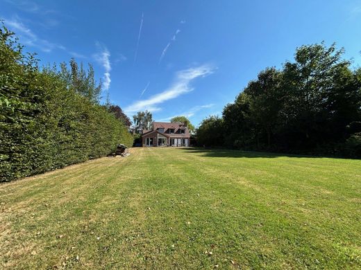 Luxus-Haus in Englos, Nord