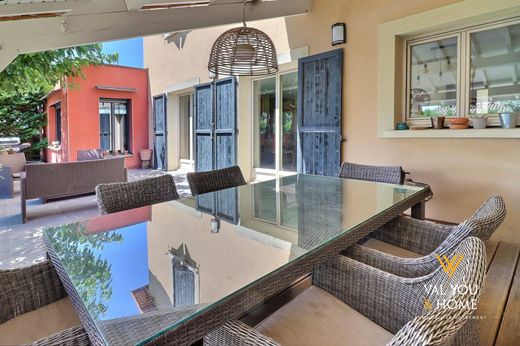 Luxury home in Charly, Rhône
