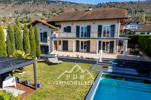 Luxury home in Saint-Cergues, Haute-Savoie