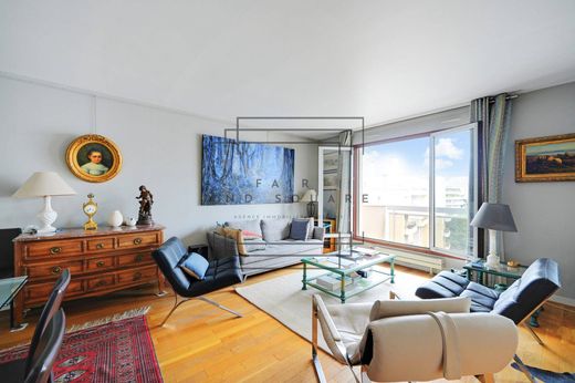 Appartamento a Courbevoie, Hauts-de-Seine