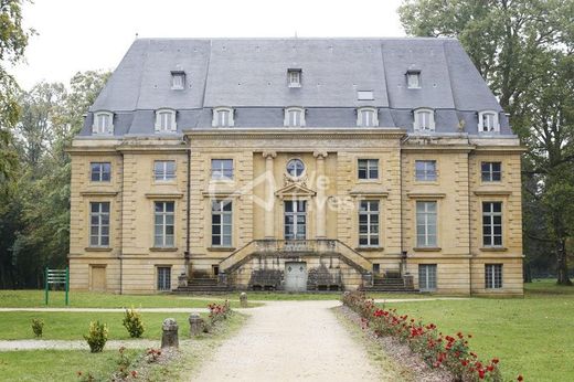Schloss / Burg in Bazeilles, Ardennes