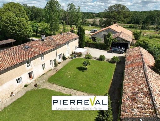Luxury home in Ligugé, Vienne