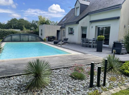 ‏בתי יוקרה ב  Bruz, Ille-et-Vilaine