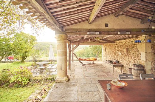 Luxury home in Montagnac-la-Crempse, Dordogne