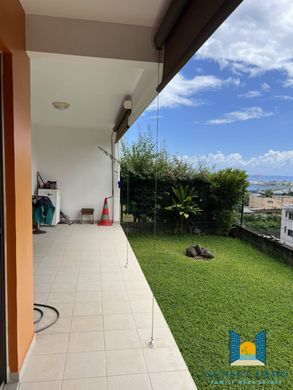 Apartment / Etagenwohnung in Papeete, Îles du Vent