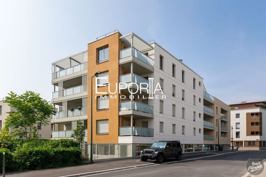 Appartement in Tassin-la-Demi-Lune, Rhône