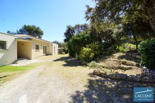 Luxury home in Nîmes, Gard
