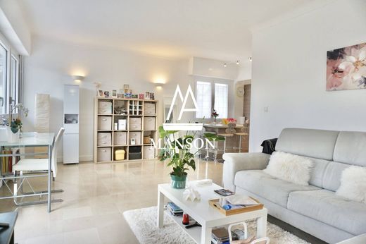 منزل ﻓﻲ Le Bouscat, Gironde