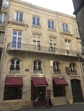 Bordeaux, Girondeのアパートメント
