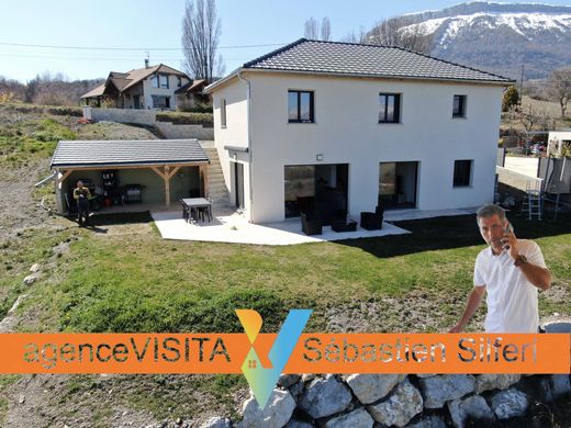 Luksusowy dom w Pelleautier, Hautes-Alpes