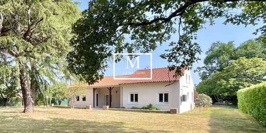 Luxury home in Sainte-Foy-d'Aigrefeuille, Upper Garonne