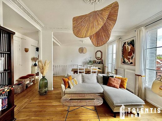 Apartamento - Clamart, Hauts-de-Seine