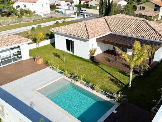 Casa de lujo en Villemoustaussou, Aude