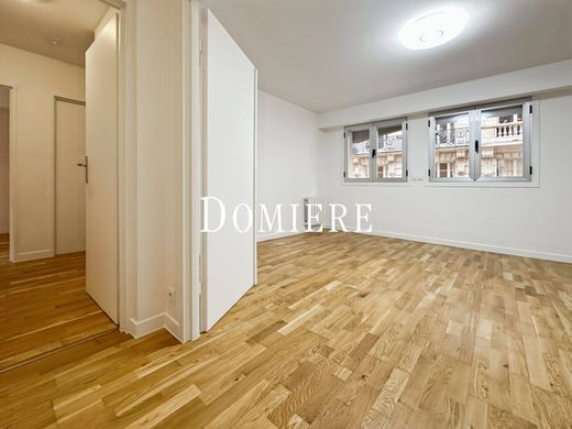 Apartament w Monceau, Courcelles, Ternes, Paris