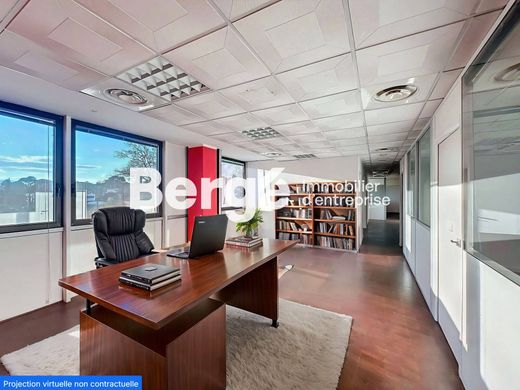 Escritório - Le Cannet, Alpes Marítimos