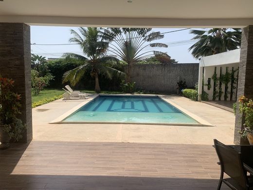 Элитный дом, Ngaparou, Région de Thiès