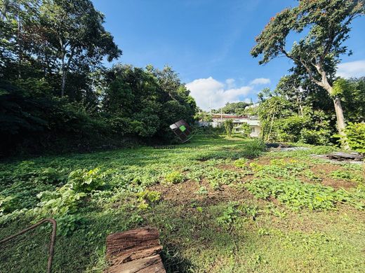 ‏קרקע ב  Arue, Îles du Vent