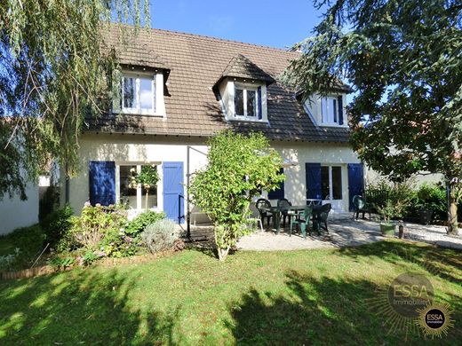Casa de lujo en Noisy-le-Roi, Yvelines