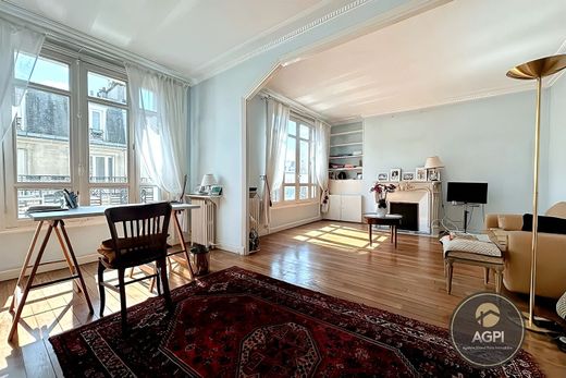 Apartment in La Muette, Auteuil, Porte Dauphine, Paris