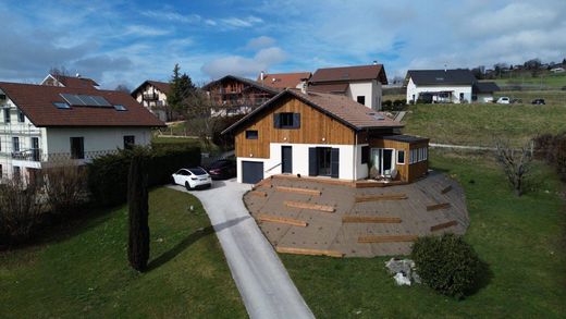 Casa di lusso a Cruseilles, Alta Savoia