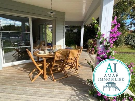Luxury home in Andernos-les-Bains, Gironde