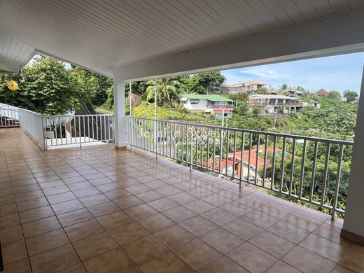 Luksusowy dom w Arue, Îles du Vent