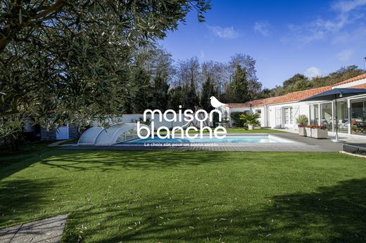 Casa di lusso a Saint-Vincent-sur-Jard, Vandea