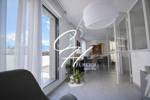 Apartment in Grenoble, Isère