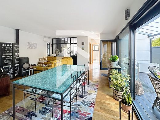 Luxury home in Saint-Maur-des-Fossés, Val-de-Marne