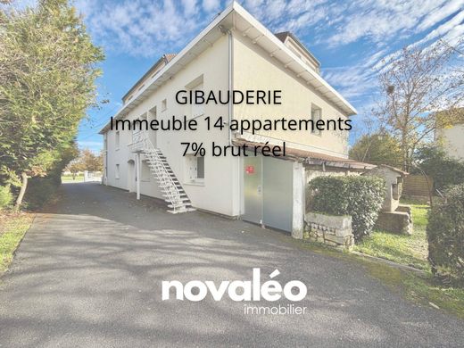 Edificio en Poitiers, Viena