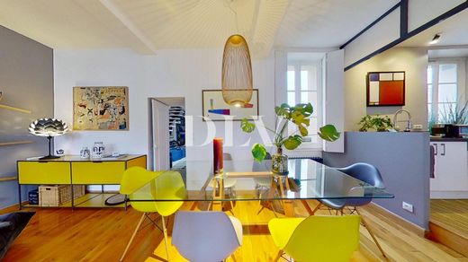 Fontainebleau, Seine-et-Marneのアパートメント