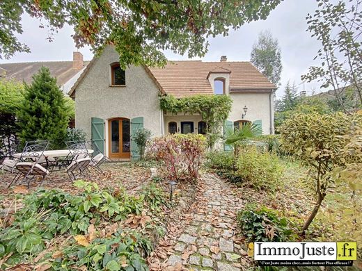 Πολυτελή κατοικία σε Lévis-Saint-Nom, Yvelines