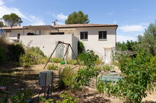 Maison de luxe à Meyrargues, Bouches-du-Rhône