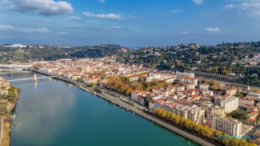 Διαμέρισμα σε Sainte-Colombe, Rhône