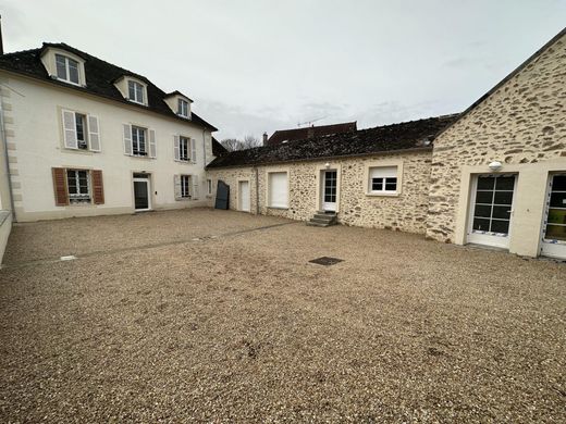 Appartementencomplex in Saint-Fargeau-Ponthierry, Seine-et-Marne