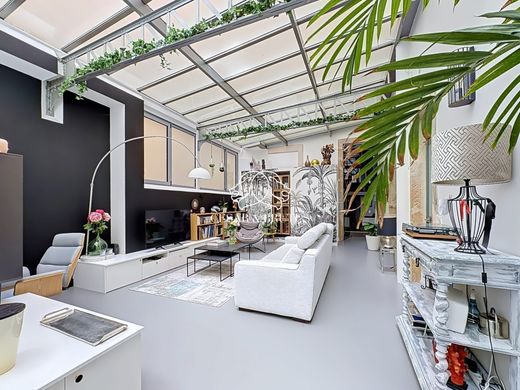 Apartment in Lyon, Rhône