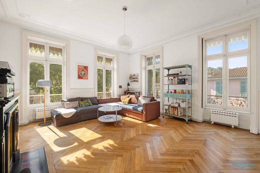 Apartment in Vienne, Isère