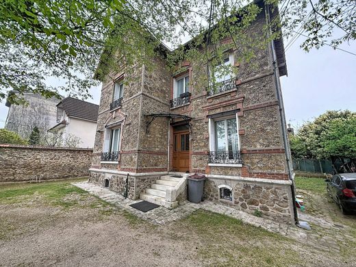 Casa de luxo - Boissy-Saint-Léger, Val-de-Marne