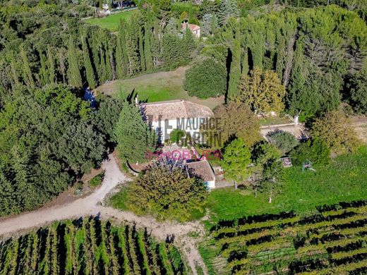 Casa di lusso a Pernes-les-Fontaines, Vaucluse