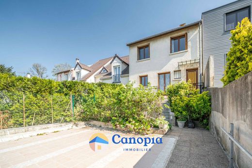 Luxury home in Cachan, Val-de-Marne