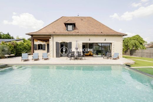 Элитный дом, Carbon-Blanc, Gironde