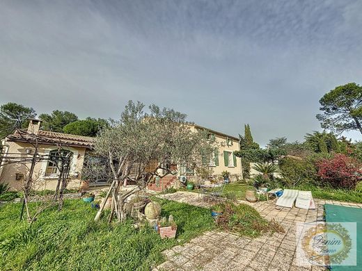 Luxury home in Langlade, Gard