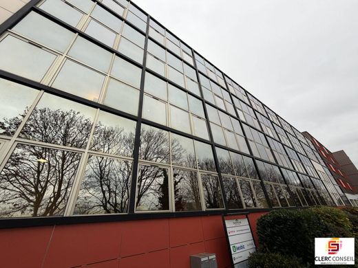 Office in Rouen, Seine-Maritime