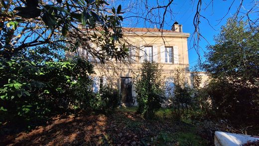 Casa de lujo en Saint-Loubès, Gironda
