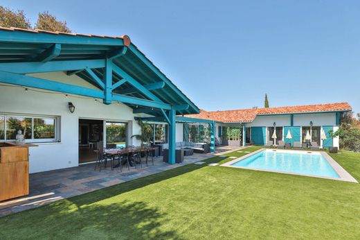 Luxury home in Biarritz, Pyrénées-Atlantiques