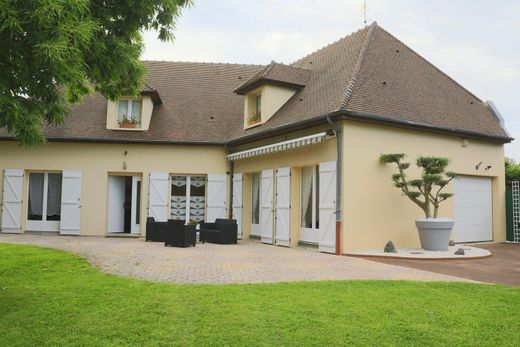 Luxe woning in Serris, Seine-et-Marne