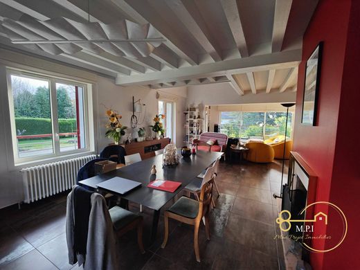 Luxury home in Valframbert, Orne